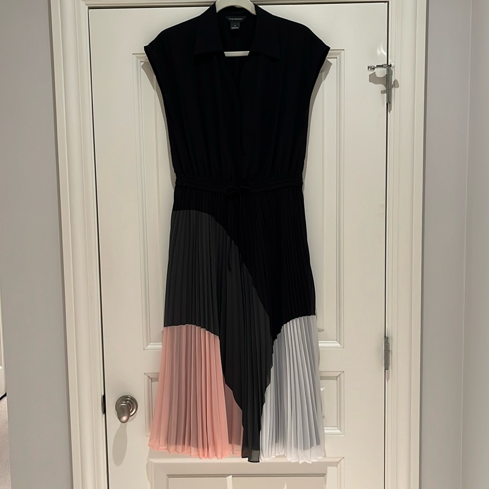 Club Monaco multi-colored dress. Size 4.